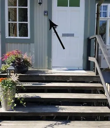 Daire Bjoerk Loft - Mysig Vindsvaning Naera Centrum Jakobstad